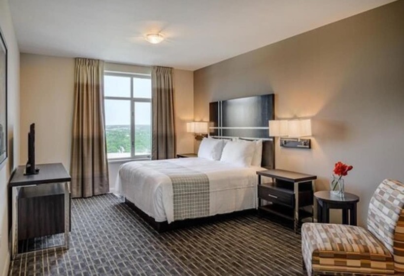 Broadway Plaza, Trademark Collection By Wyndham