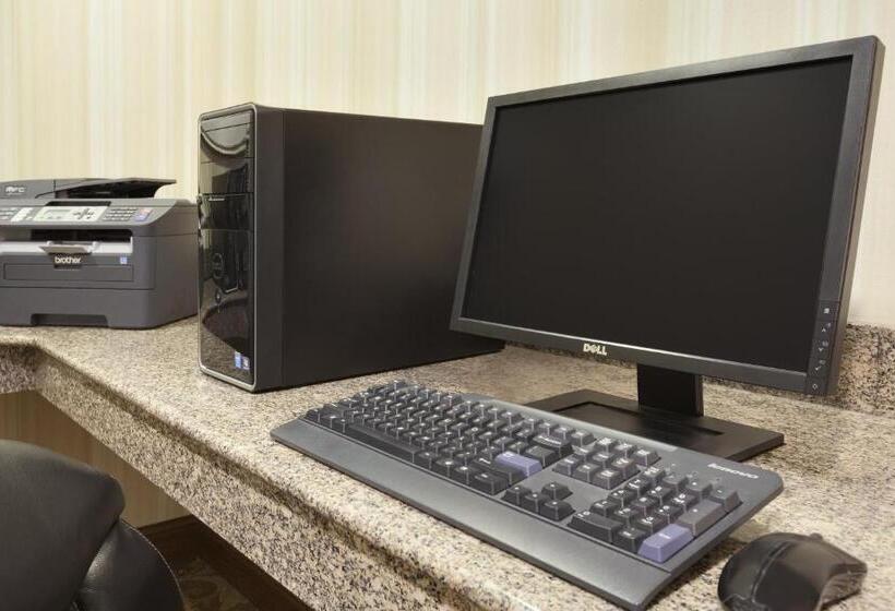 Garner Hotel Gillette South, An Ihg