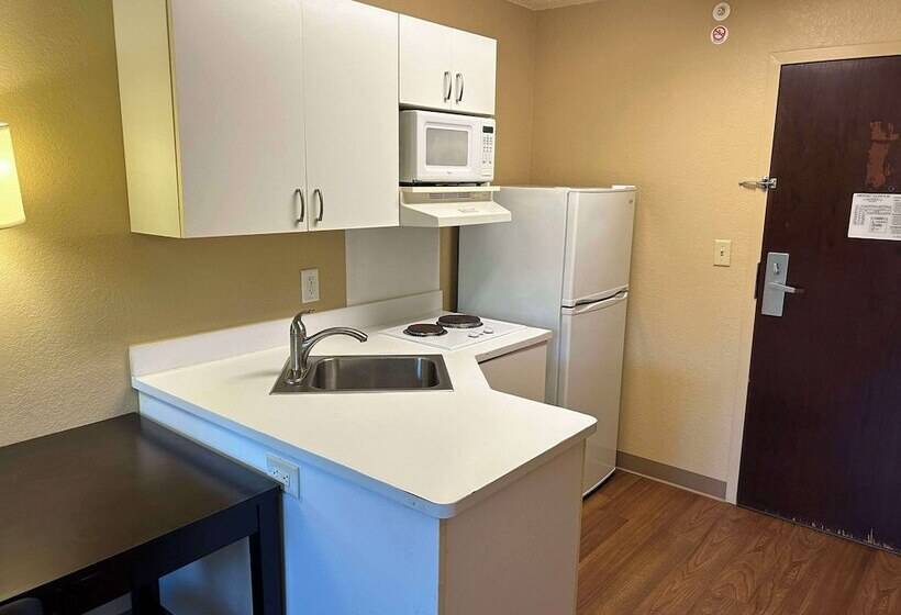 Suburban Studios Columbus Bradley Park