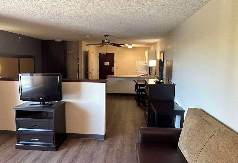 Suburban Studios Columbus Bradley Park