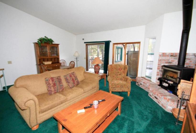 Forest Creek #3, Pet Accepted
