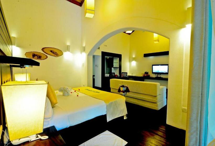 Grand Udawalawe Safari Resort