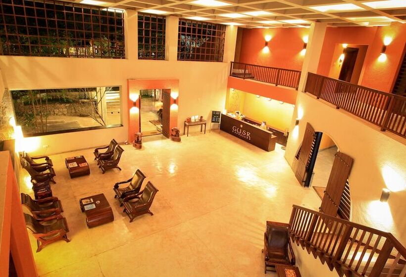 Grand Udawalawe Safari Resort