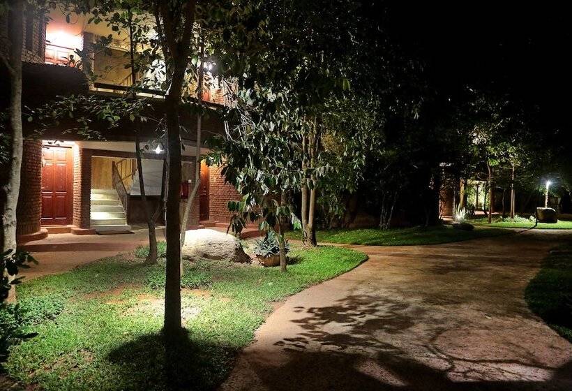 Grand Udawalawe Safari Resort