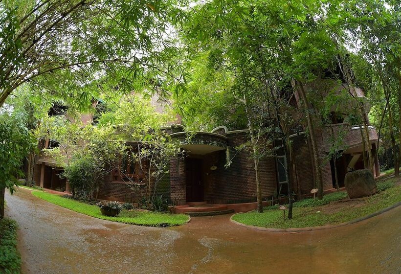 Grand Udawalawe Safari Resort