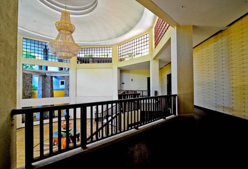 Grand Udawalawe Safari Resort