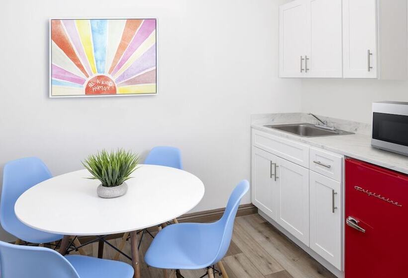 여관 The Sojourn Los Angeles   Sherman Oaks