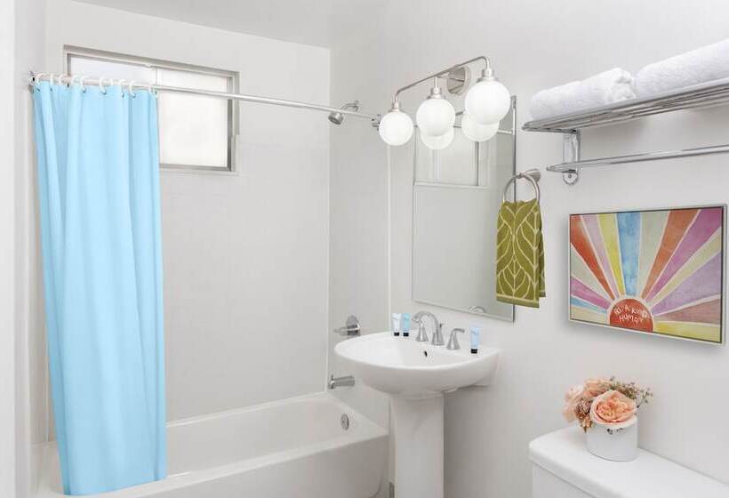 여관 The Sojourn Los Angeles   Sherman Oaks