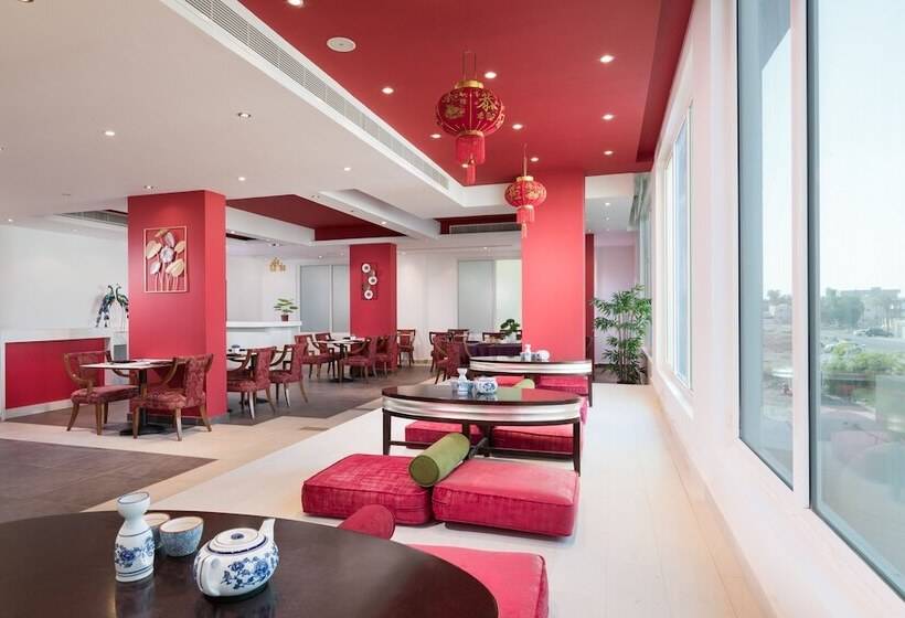 Al Hail Waves Hotel Managed By Centara