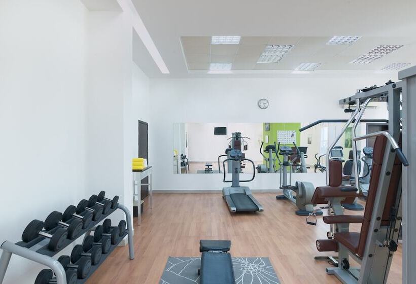 Al Hail Waves Hotel Managed By Centara