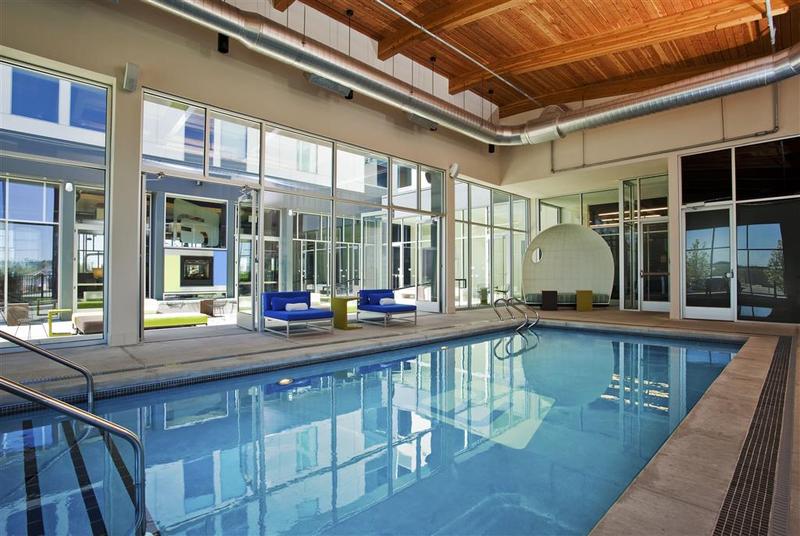 فندق Aloft Green Bay