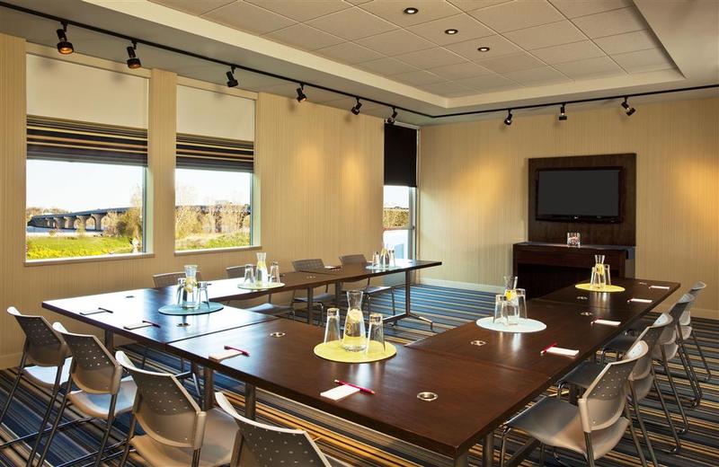 فندق Aloft Green Bay