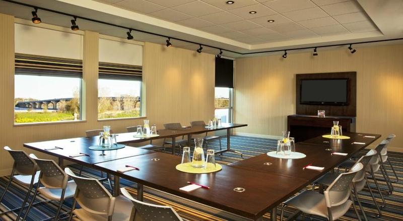 فندق Aloft Green Bay