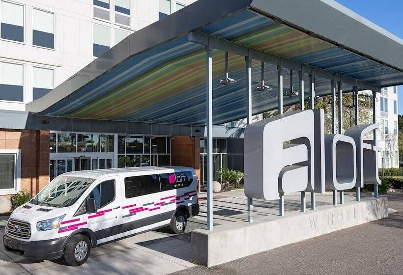 Отель Aloft Jacksonville Airport