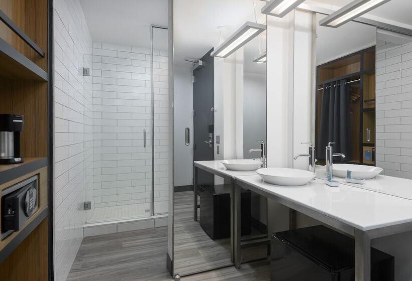 Отель Aloft Jacksonville Airport