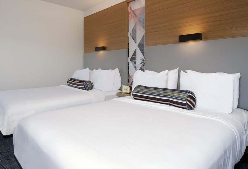 Отель Aloft Jacksonville Airport