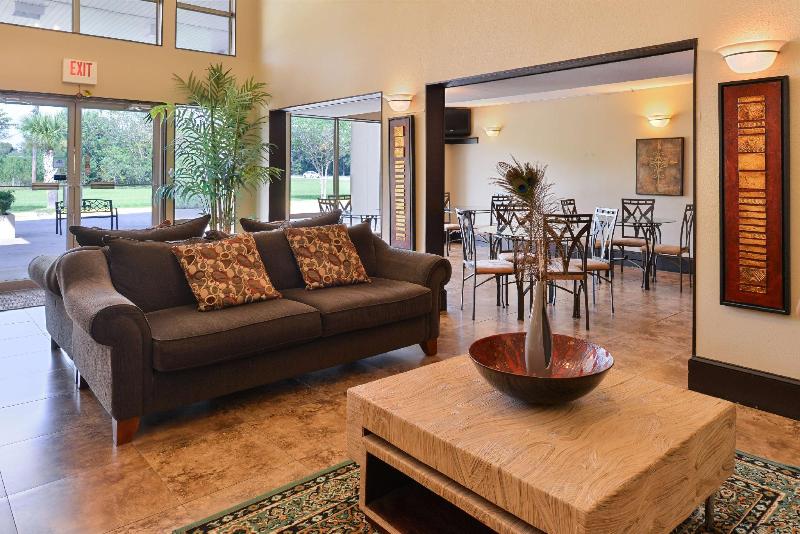 בית מלון כפרי Americas Best Value Inn Kinder