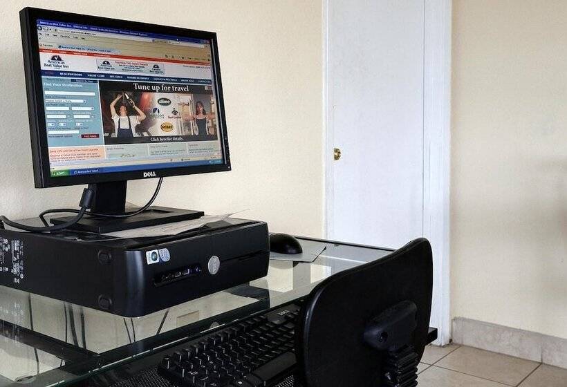 فندق Americas Best Value Inn And Suites Greenwood