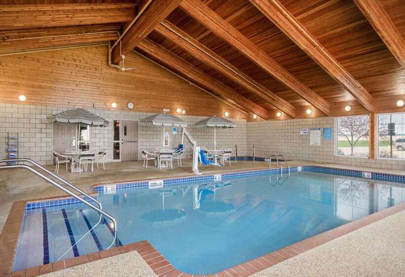 فندق Americinn By Wyndham Anamosa