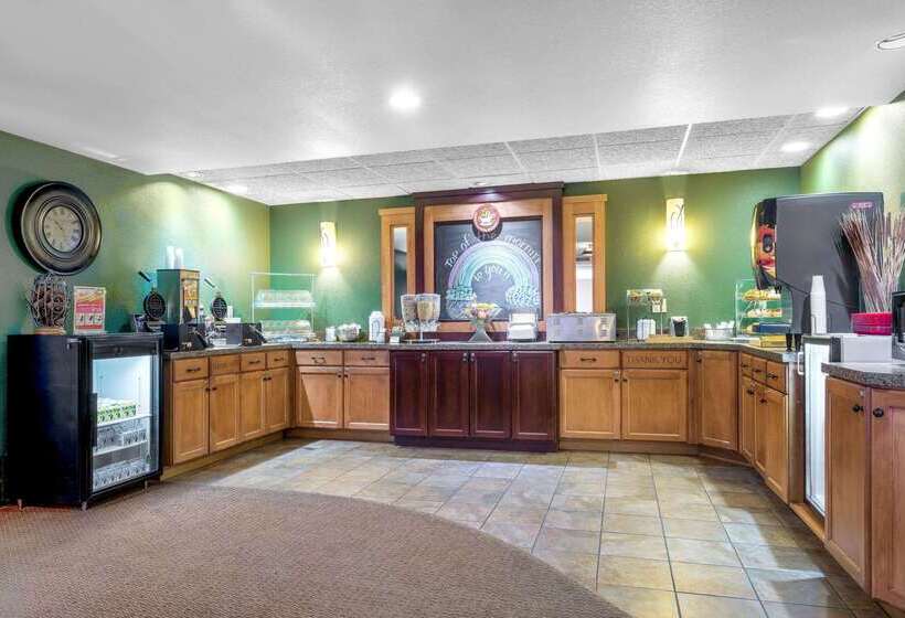 فندق Americinn By Wyndham Green Bay East