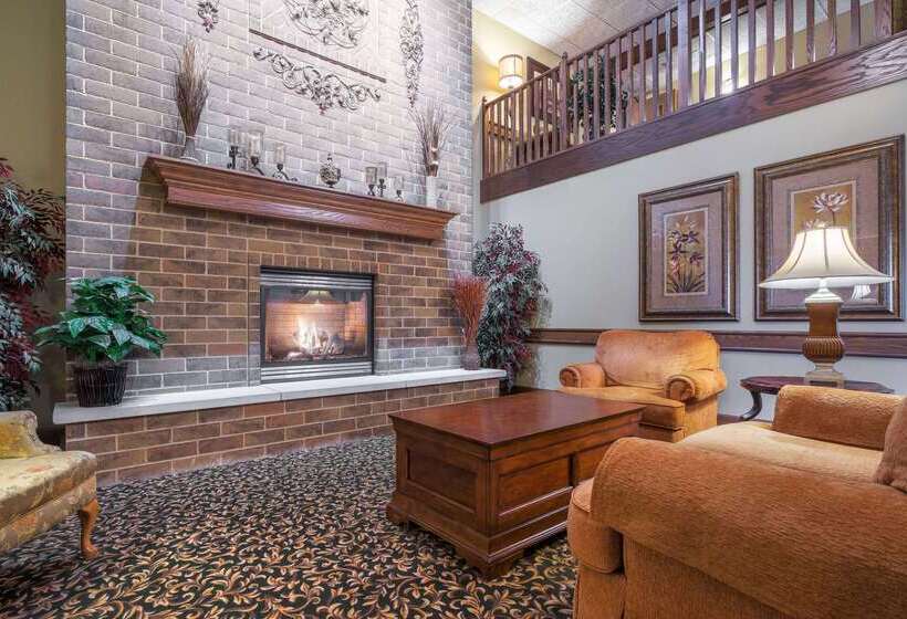 فندق Americinn By Wyndham Green Bay East