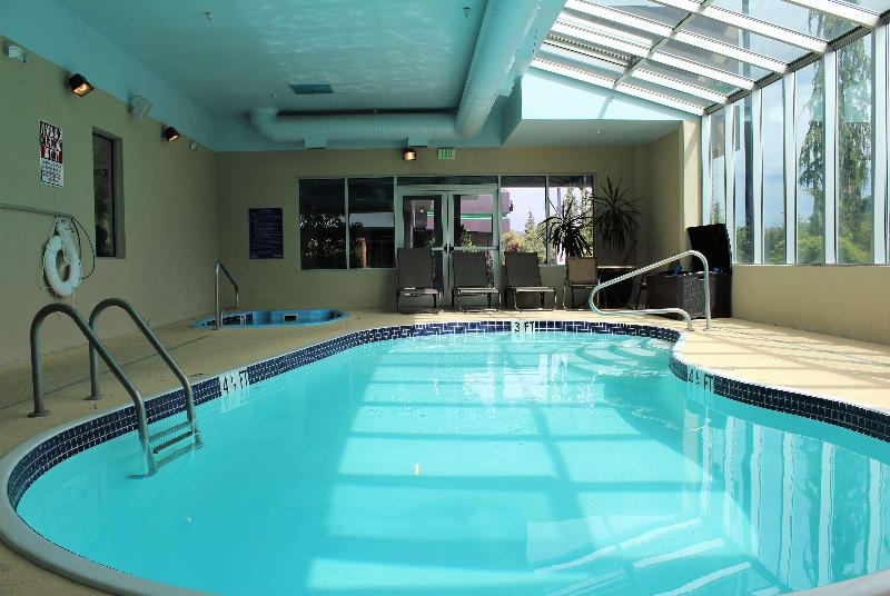 فندق Medallion Inn And Suites