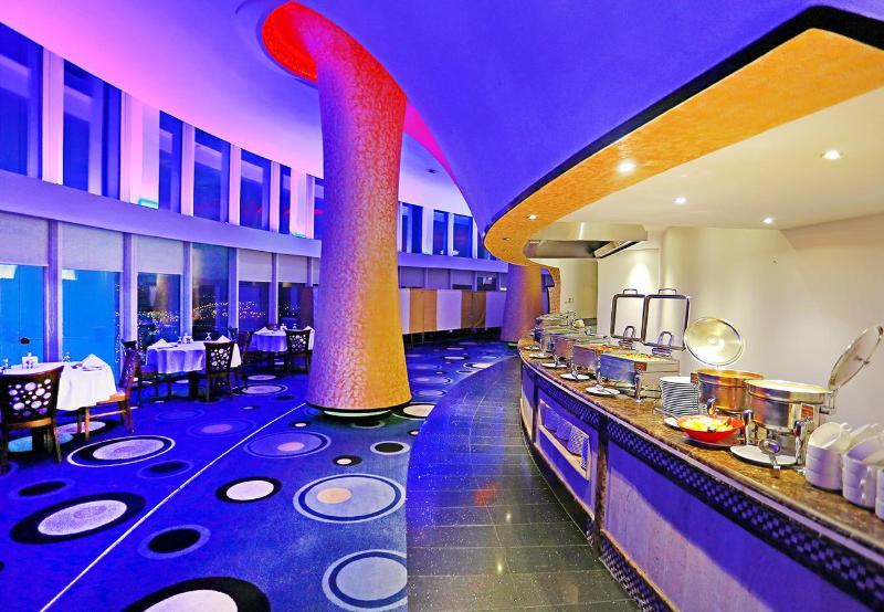 فندق Awaliv International