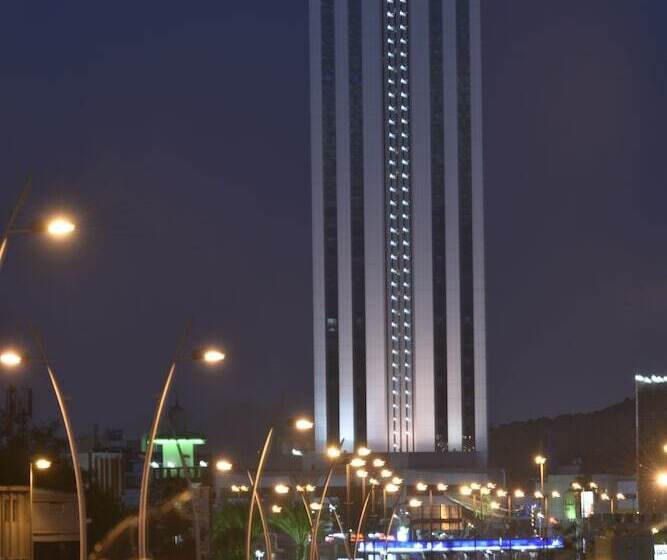 فندق Awaliv International