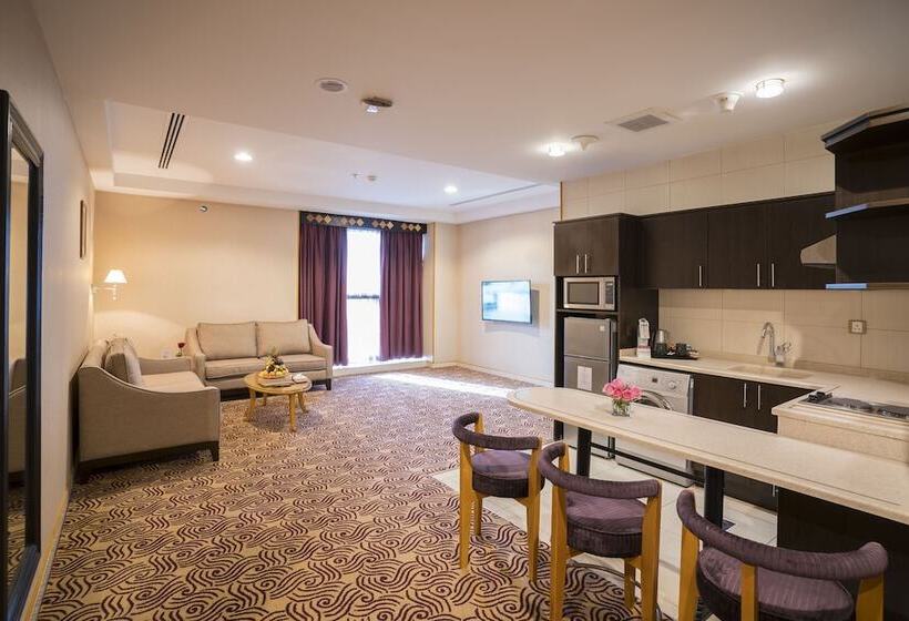 فندق Awaliv International