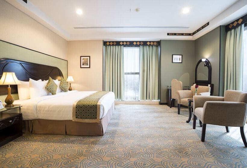 فندق Awaliv International