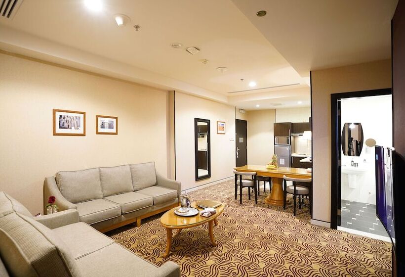 فندق Awaliv International