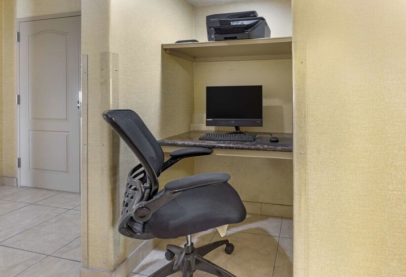 Best Western Franklin Town Center Hotel & Suites