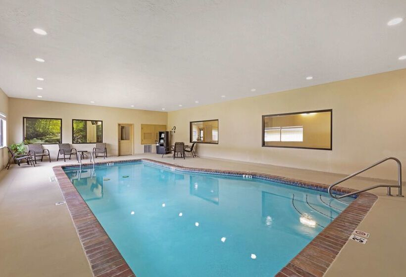 Best Western Franklin Town Center Hotel & Suites