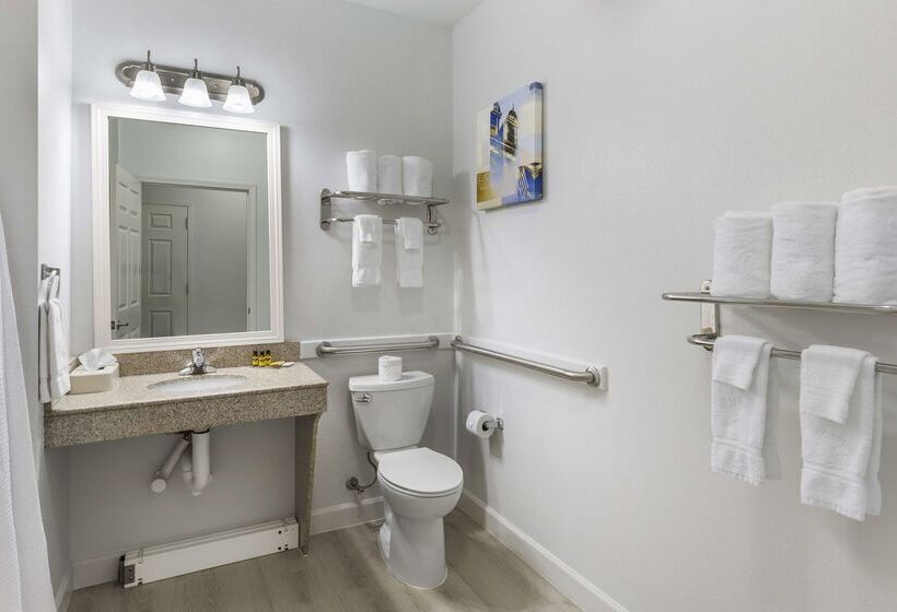 فندق Best Western Plus Midamerica