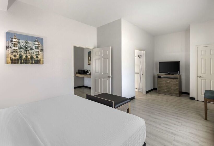 فندق Best Western Plus Midamerica