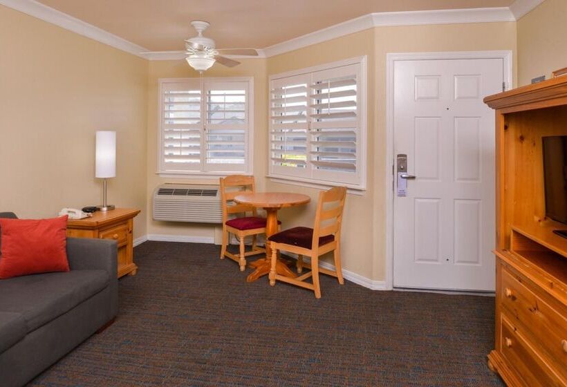 בית מלון כפרי Cayucos Beach Inn