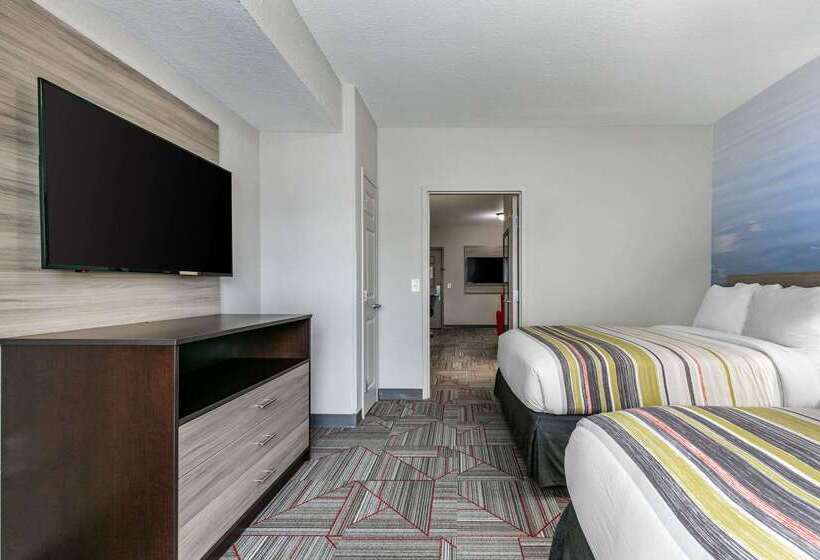 ホテル Clarion Pointe Columbusbradley Park