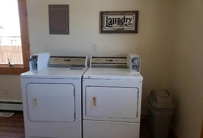 فندق Cody Legacy Inn & Suites