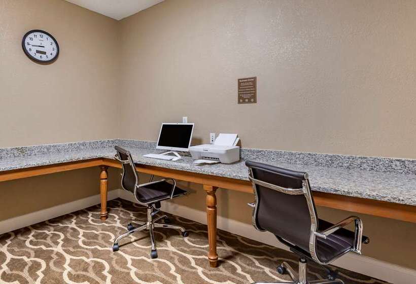 בית מלון כפרי Comfort Inn Hebronlowell Area