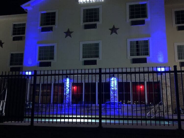 ホテル Comfort Inn & Suites Gatesville Near Fort Cavazos