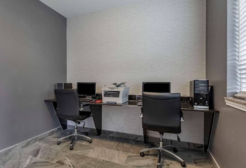 ホテル Comfort Inn & Suites Gatesville Near Fort Cavazos