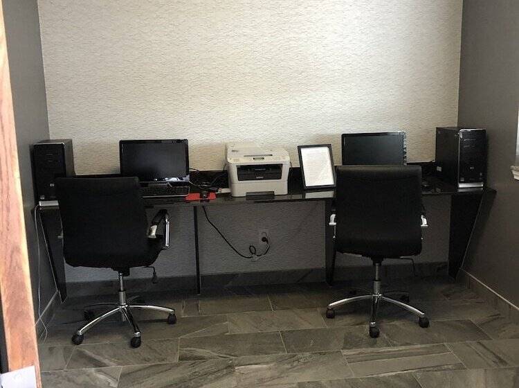 ホテル Comfort Inn & Suites Gatesville Near Fort Cavazos