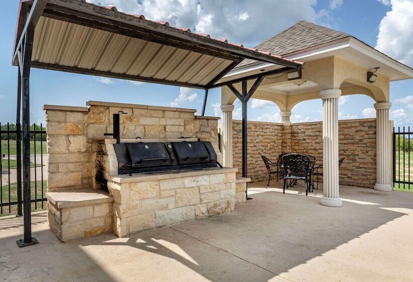 ホテル Comfort Inn & Suites Gatesville Near Fort Cavazos