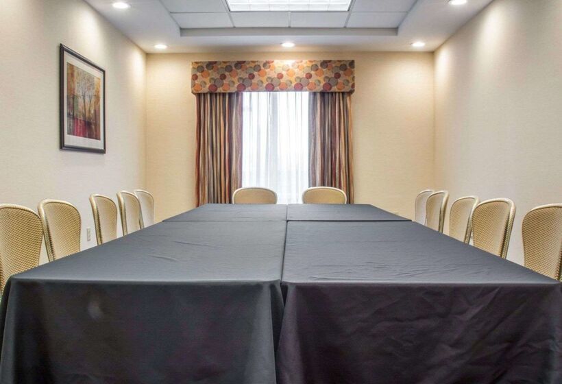 Отель Cicero Grand