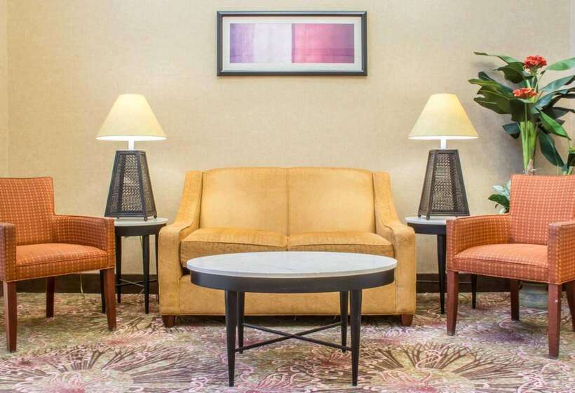 Отель Cicero Grand