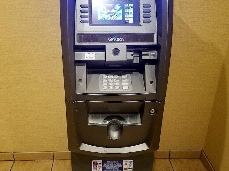 Отель Cicero Grand