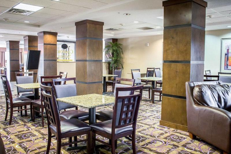 酒店 Comfort Suites