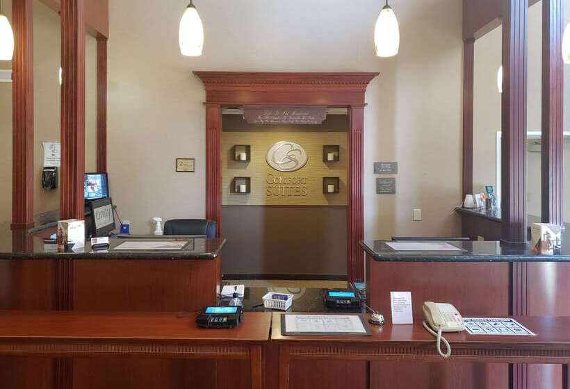 فندق Comfort Suites South Point  Huntington