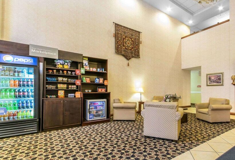 فندق Comfort Suites South Point  Huntington