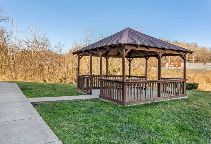 فندق Comfort Suites South Point  Huntington